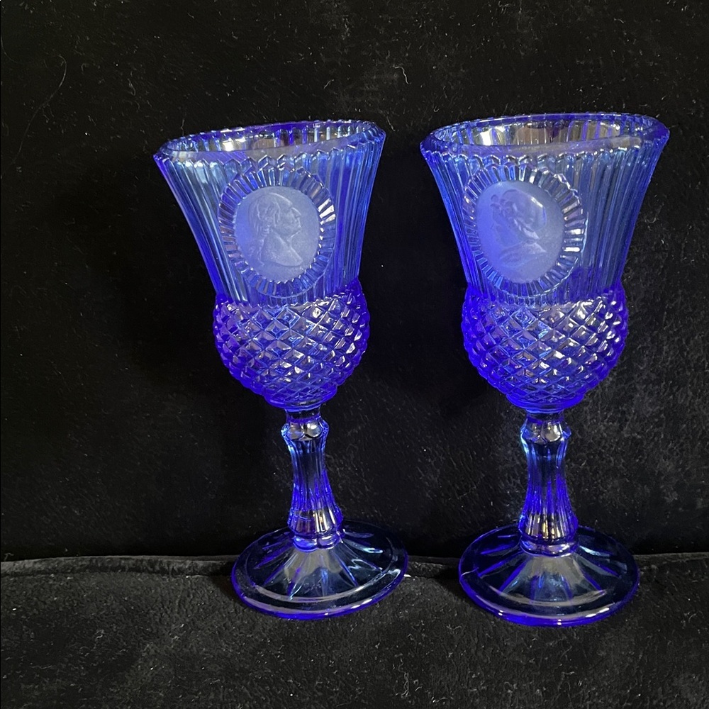 Americana Cameo George & Martha Washington Vintage Avon Blue Glass Goblets‎ 1976